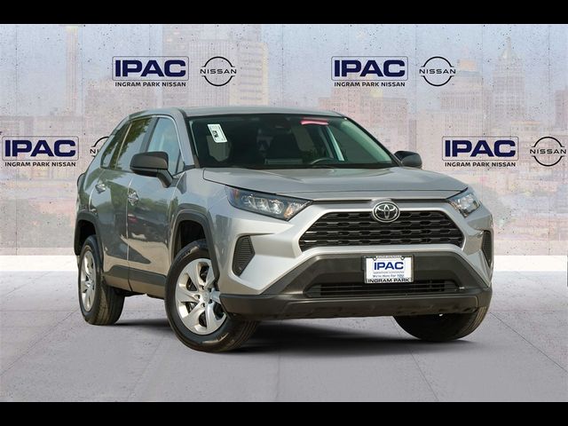 2022 Toyota RAV4 LE