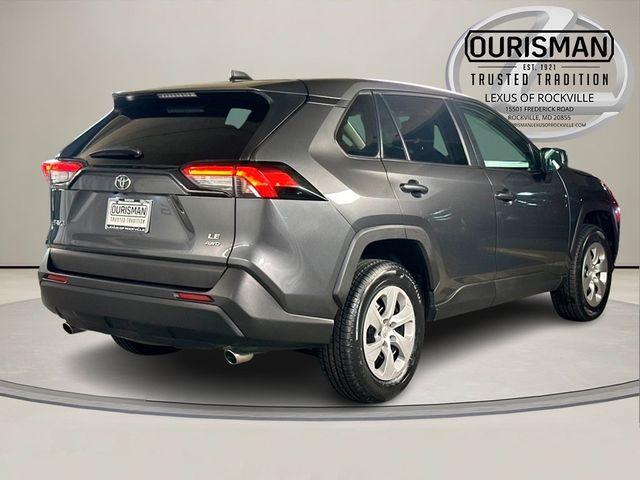 2022 Toyota RAV4 LE