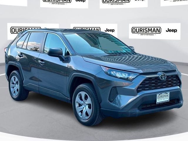 2022 Toyota RAV4 LE