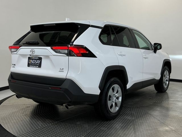 2022 Toyota RAV4 LE