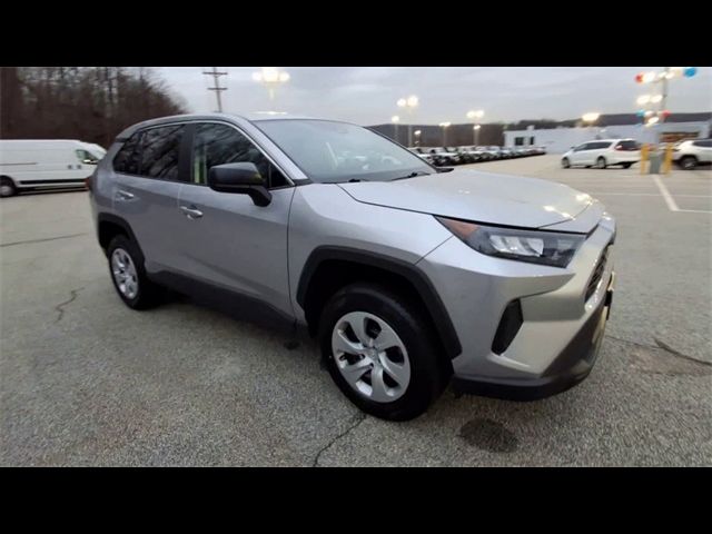 2022 Toyota RAV4 LE