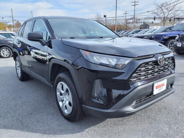 2022 Toyota RAV4 LE