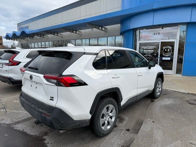 2022 Toyota RAV4 LE