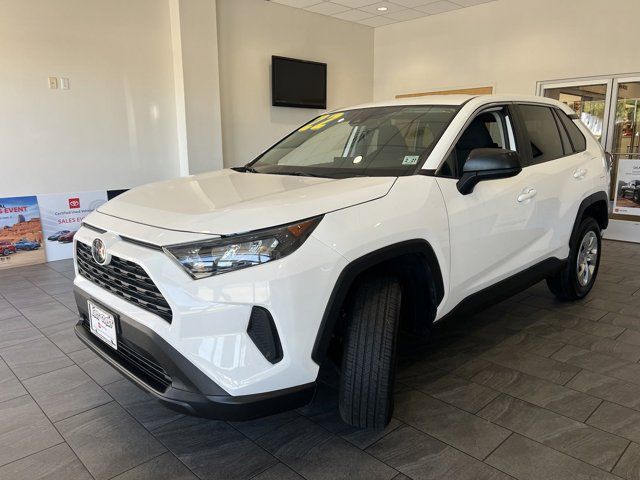 2022 Toyota RAV4 LE