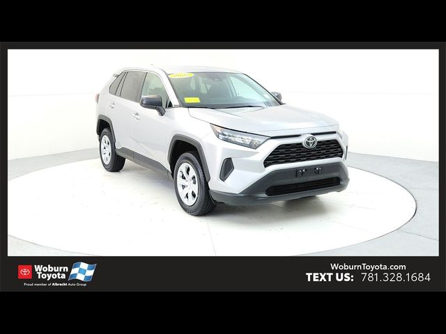 2022 Toyota RAV4 LE