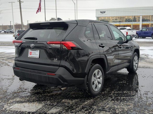 2022 Toyota RAV4 LE