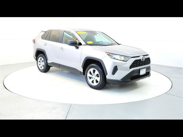 2022 Toyota RAV4 LE