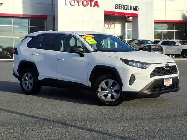2022 Toyota RAV4 LE