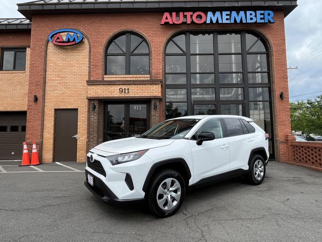 2022 Toyota RAV4 LE