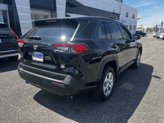 2022 Toyota RAV4 LE