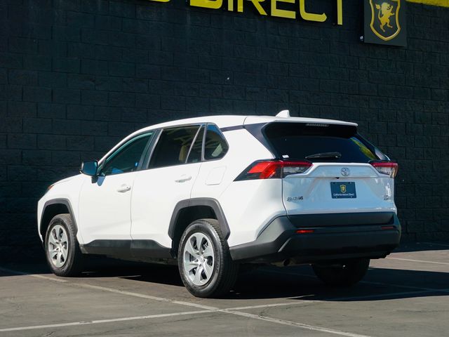 2022 Toyota RAV4 LE