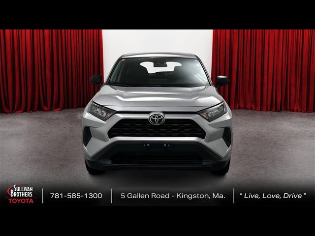 2022 Toyota RAV4 LE