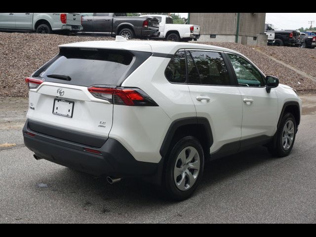 2022 Toyota RAV4 LE