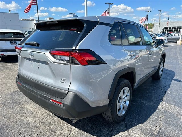 2022 Toyota RAV4 LE