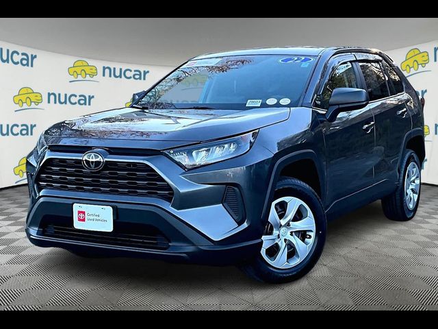 2022 Toyota RAV4 LE