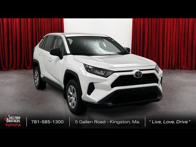 2022 Toyota RAV4 LE