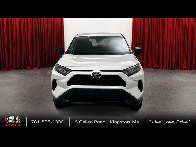 2022 Toyota RAV4 LE