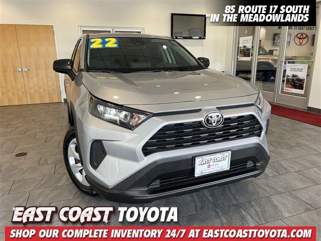 2022 Toyota RAV4 LE