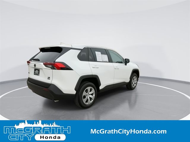 2022 Toyota RAV4 LE