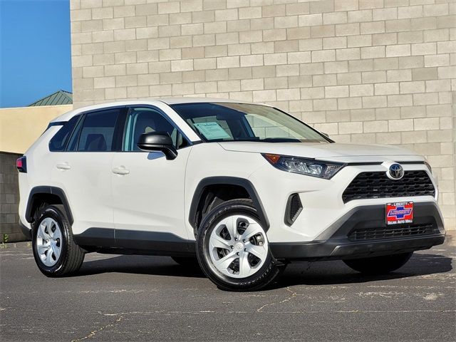 2022 Toyota RAV4 LE