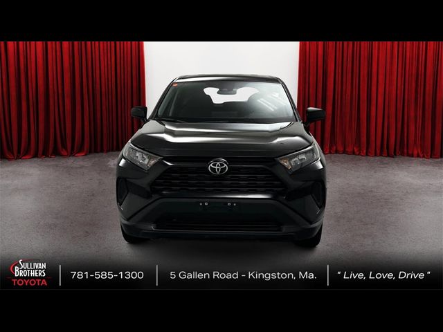 2022 Toyota RAV4 LE