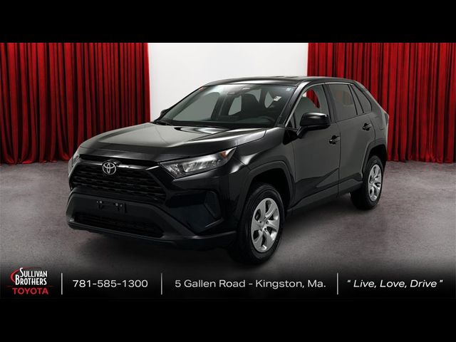 2022 Toyota RAV4 LE