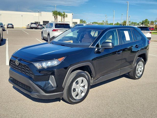 2022 Toyota RAV4 LE