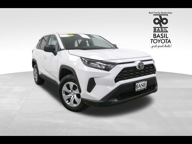 2022 Toyota RAV4 LE