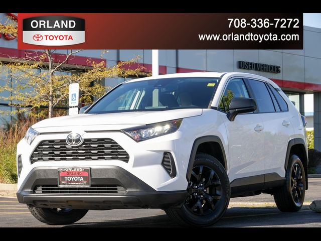 2022 Toyota RAV4 LE