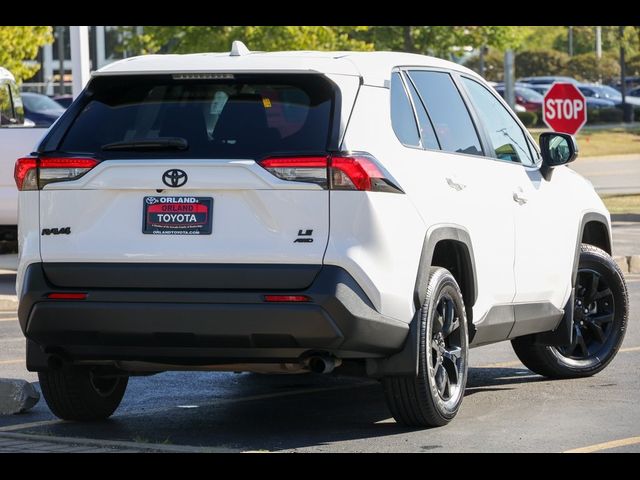 2022 Toyota RAV4 LE