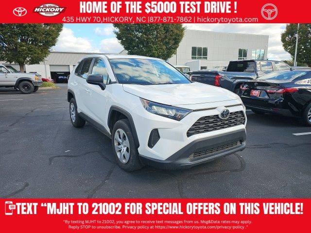 2022 Toyota RAV4 LE