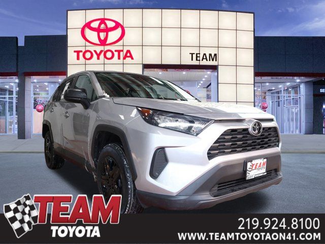 2022 Toyota RAV4 LE