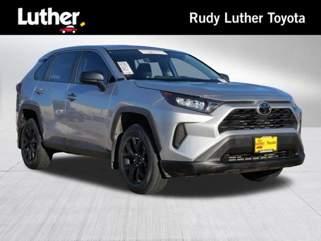 2022 Toyota RAV4 LE