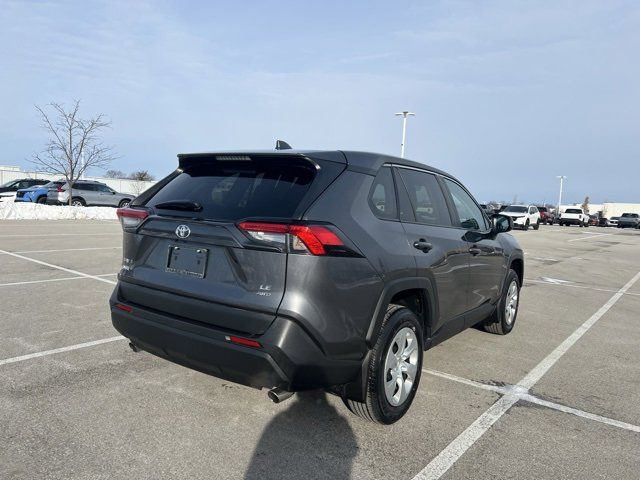 2022 Toyota RAV4 LE