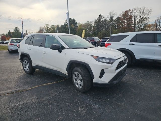 2022 Toyota RAV4 LE