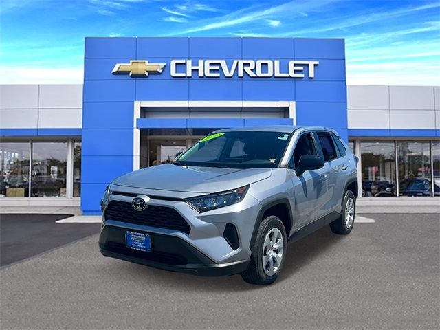 2022 Toyota RAV4 LE