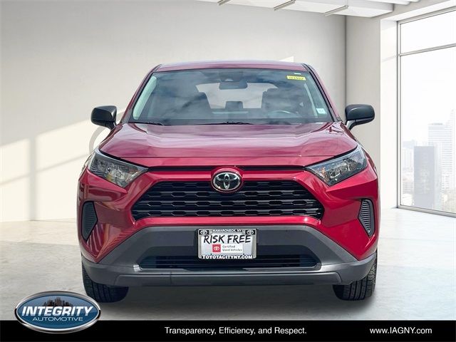 2022 Toyota RAV4 LE