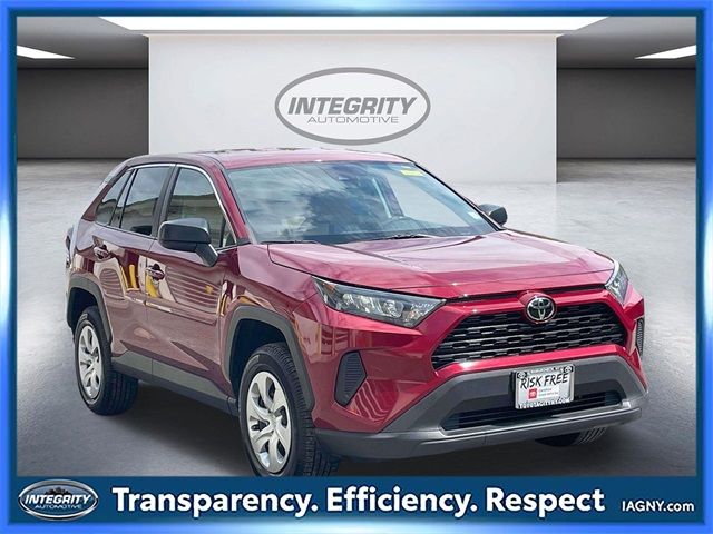 2022 Toyota RAV4 LE