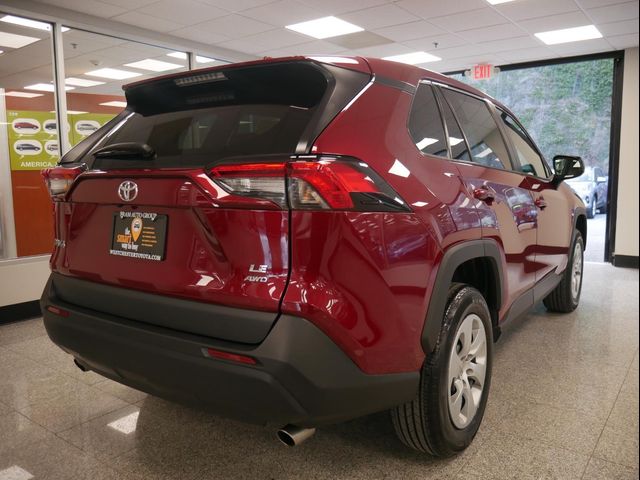 2022 Toyota RAV4 LE