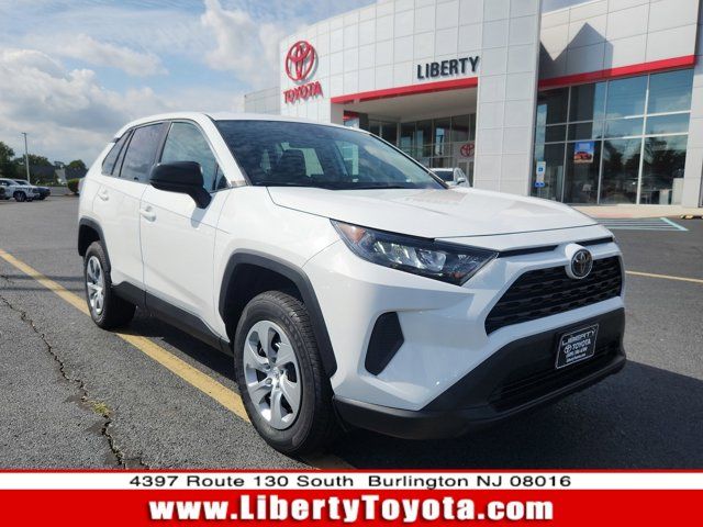 2022 Toyota RAV4 LE