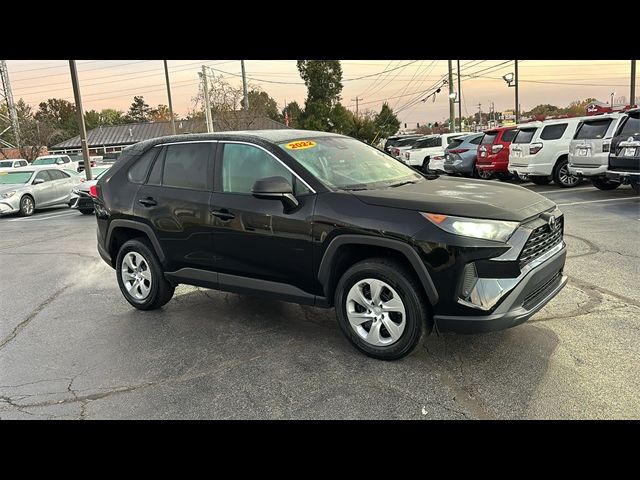 2022 Toyota RAV4 LE