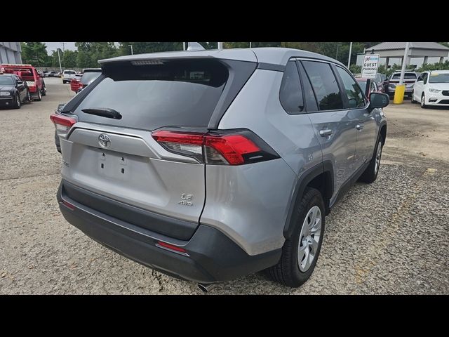 2022 Toyota RAV4 LE