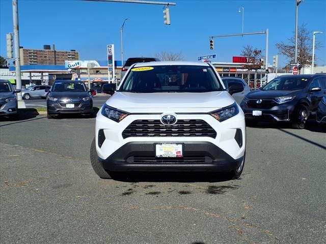 2022 Toyota RAV4 LE