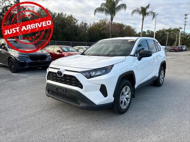 2022 Toyota RAV4 LE