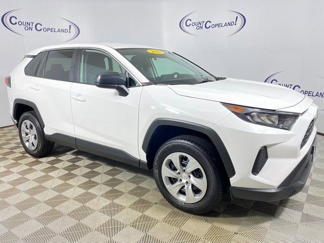 2022 Toyota RAV4 LE