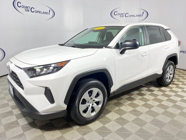 2022 Toyota RAV4 LE