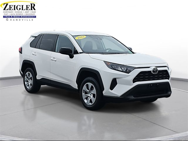 2022 Toyota RAV4 LE