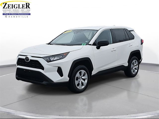 2022 Toyota RAV4 LE