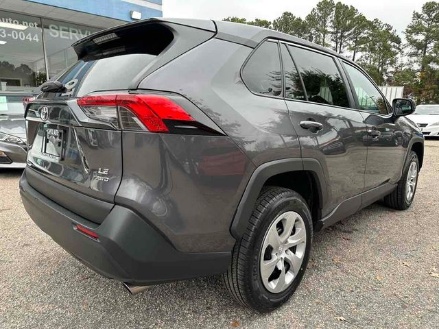 2022 Toyota RAV4 LE