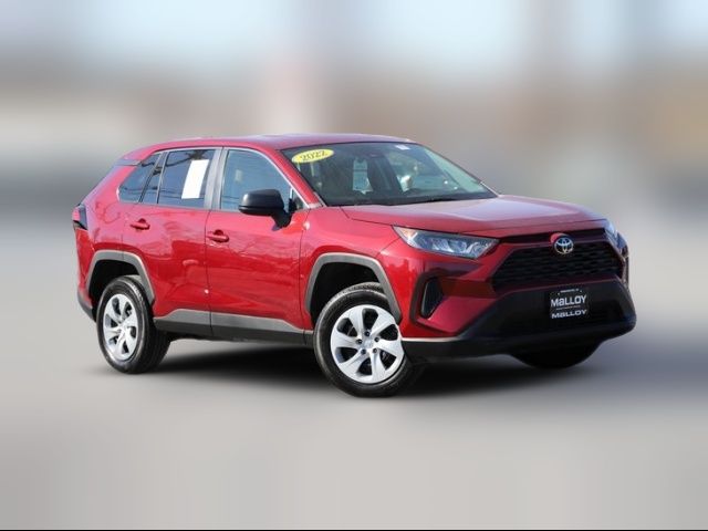 2022 Toyota RAV4 LE